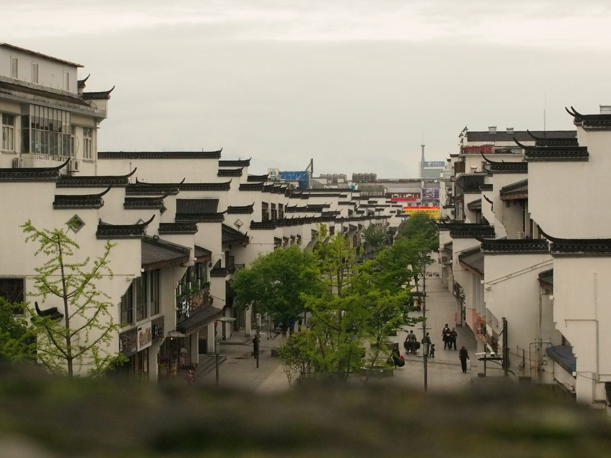 得礼贤(大南门)
