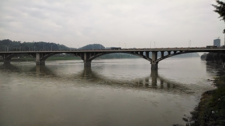 乐山岷江大桥