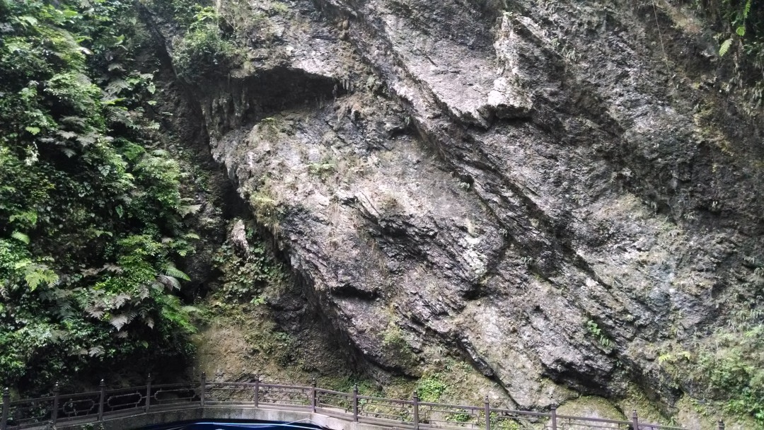 元古界峨眉山花岗岩