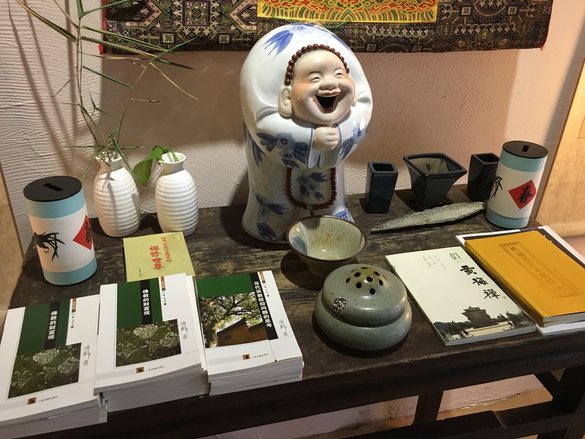 神龛一角