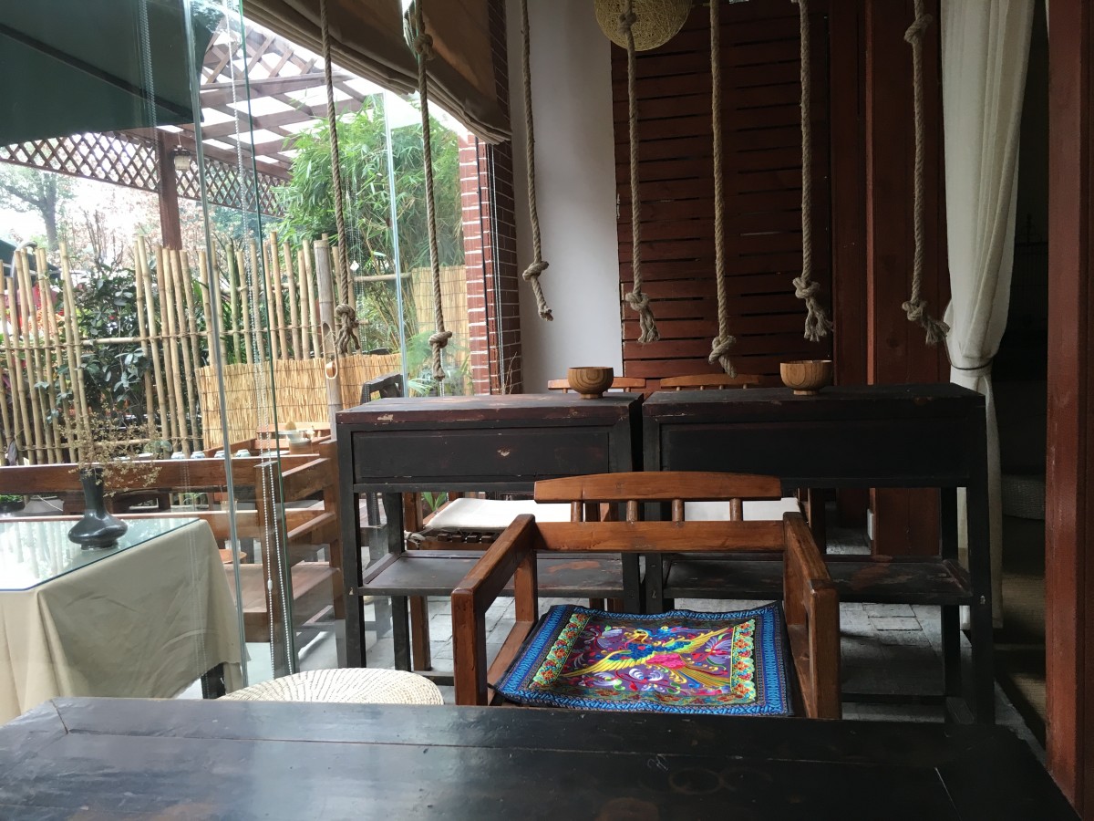 饭馆里的茶间