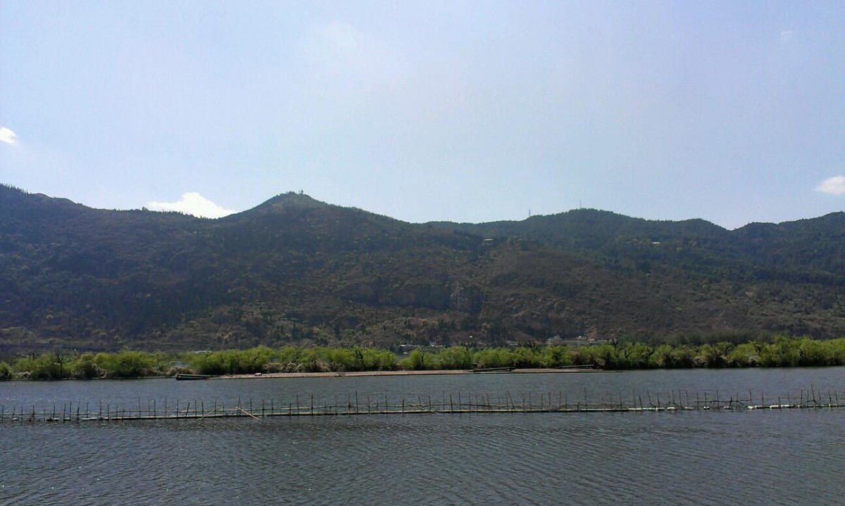 滇池和西山