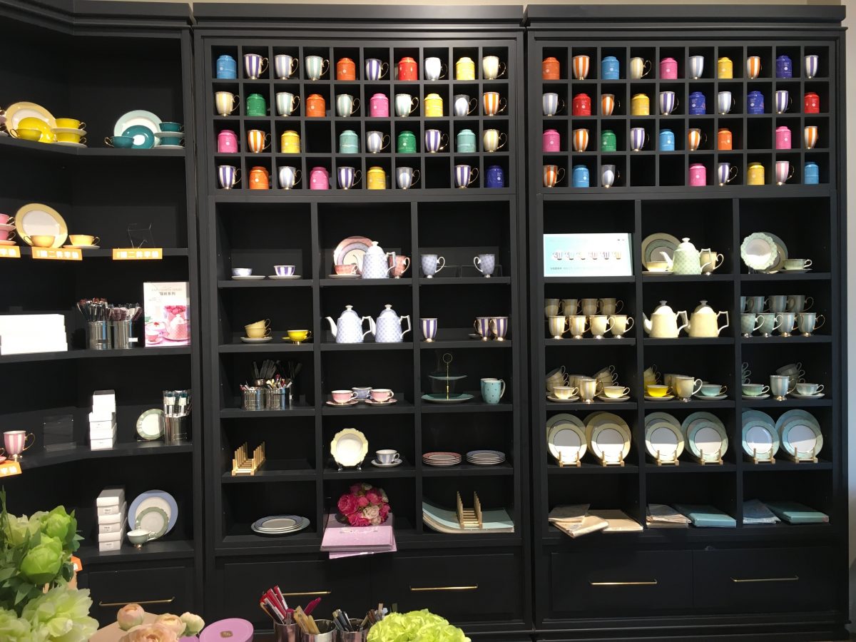 上海·商场·小件商品的陈列布展