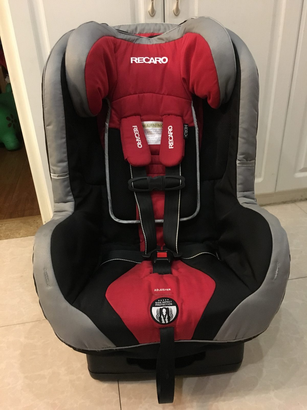 RECARO 儿童安全座椅拆解安装
