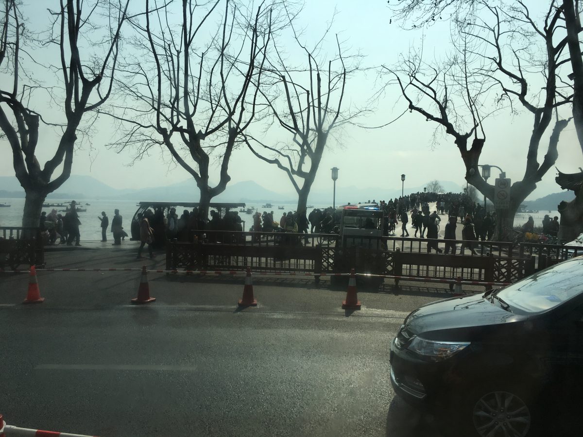 初春的西湖