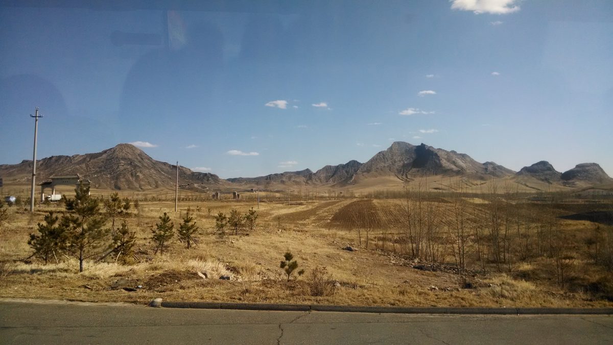 赤峰至巴林左旗的汽车途中