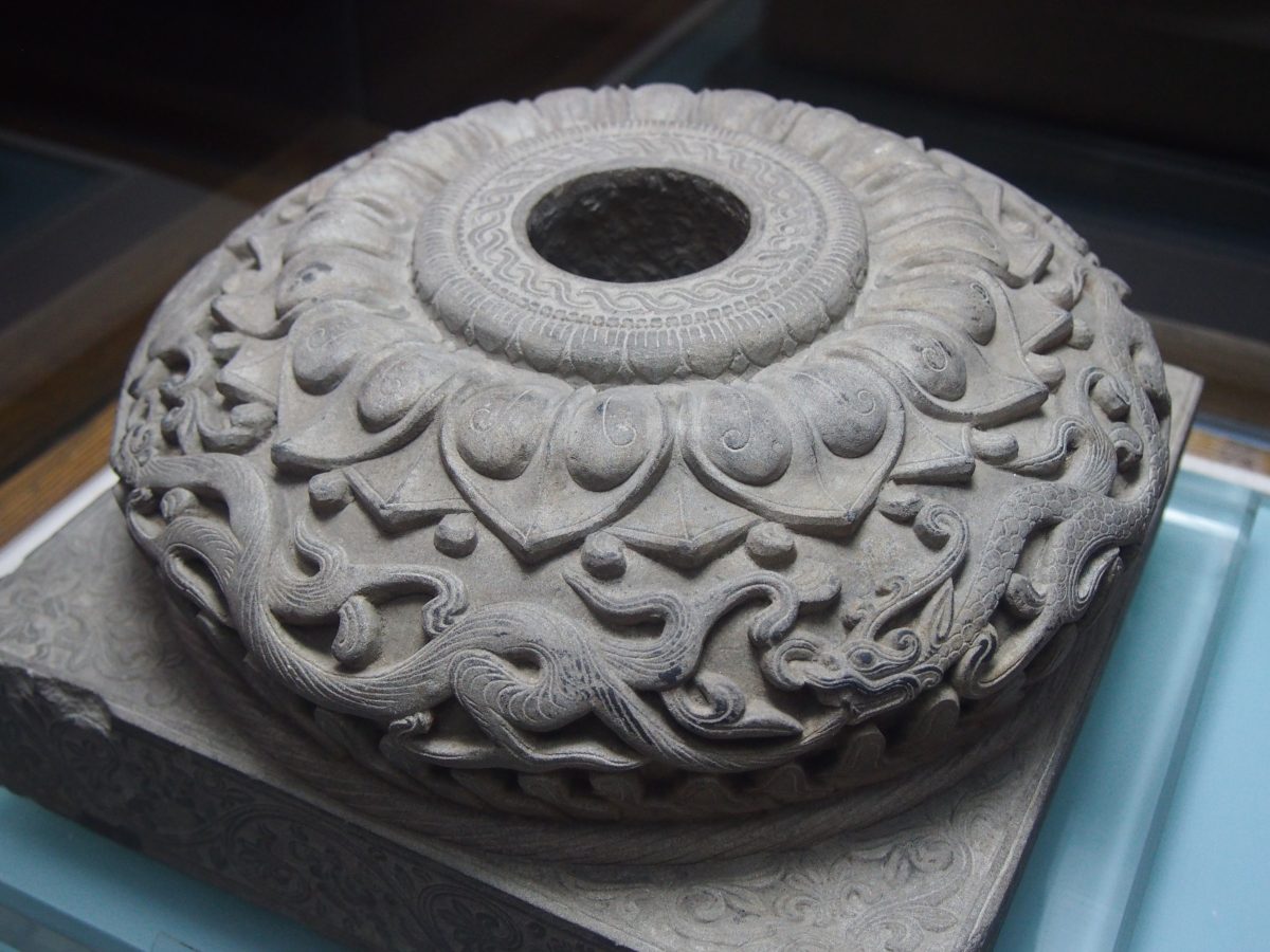 北魏石雕柱础