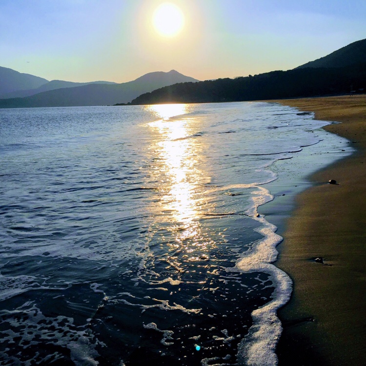 海边日落