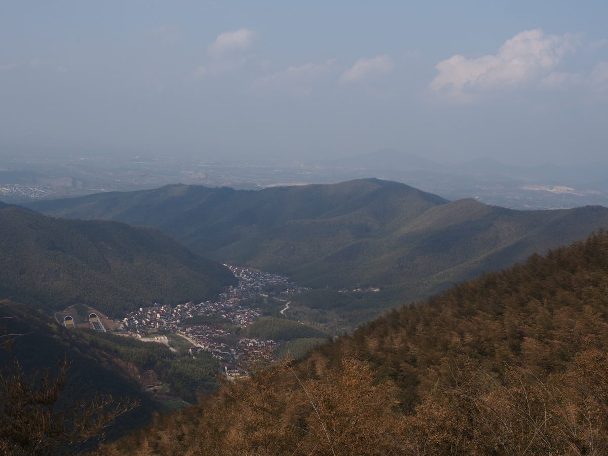 岭下村