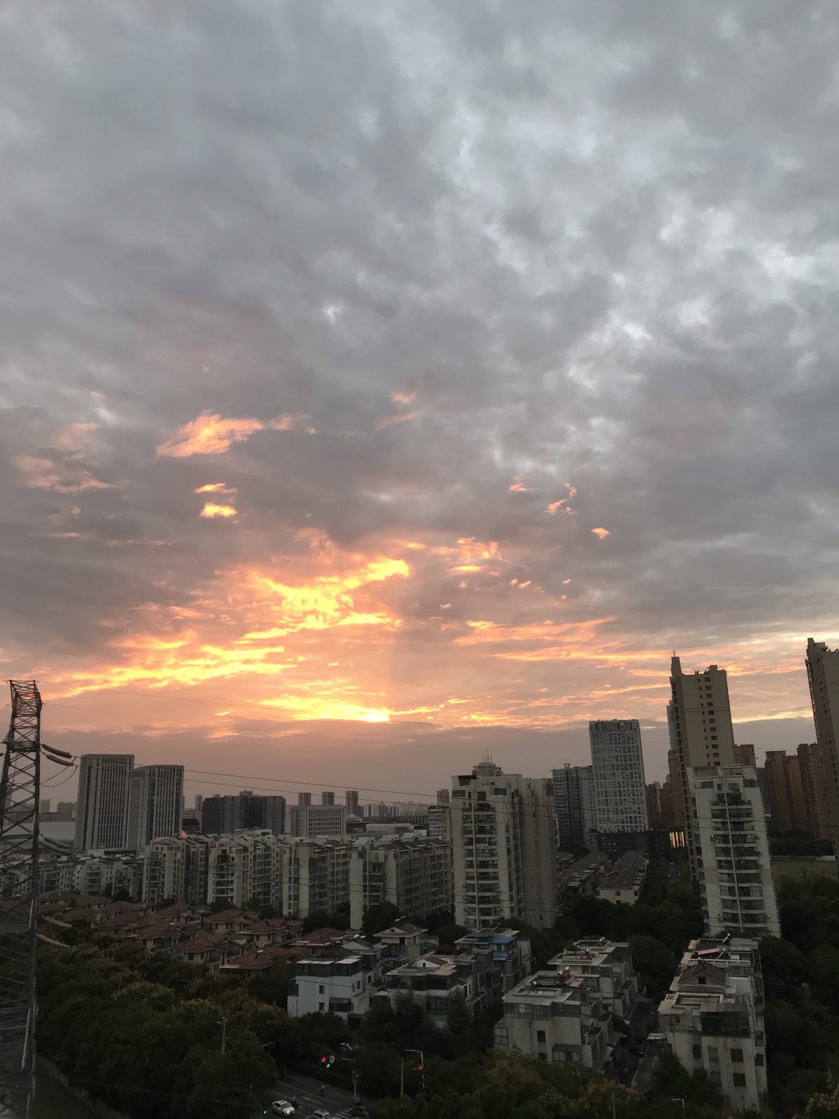 秋季·傍晚·霞光·彩云