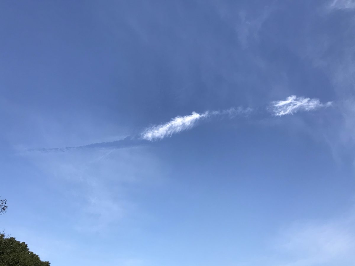 冬季·天空·蓝天·龙形云