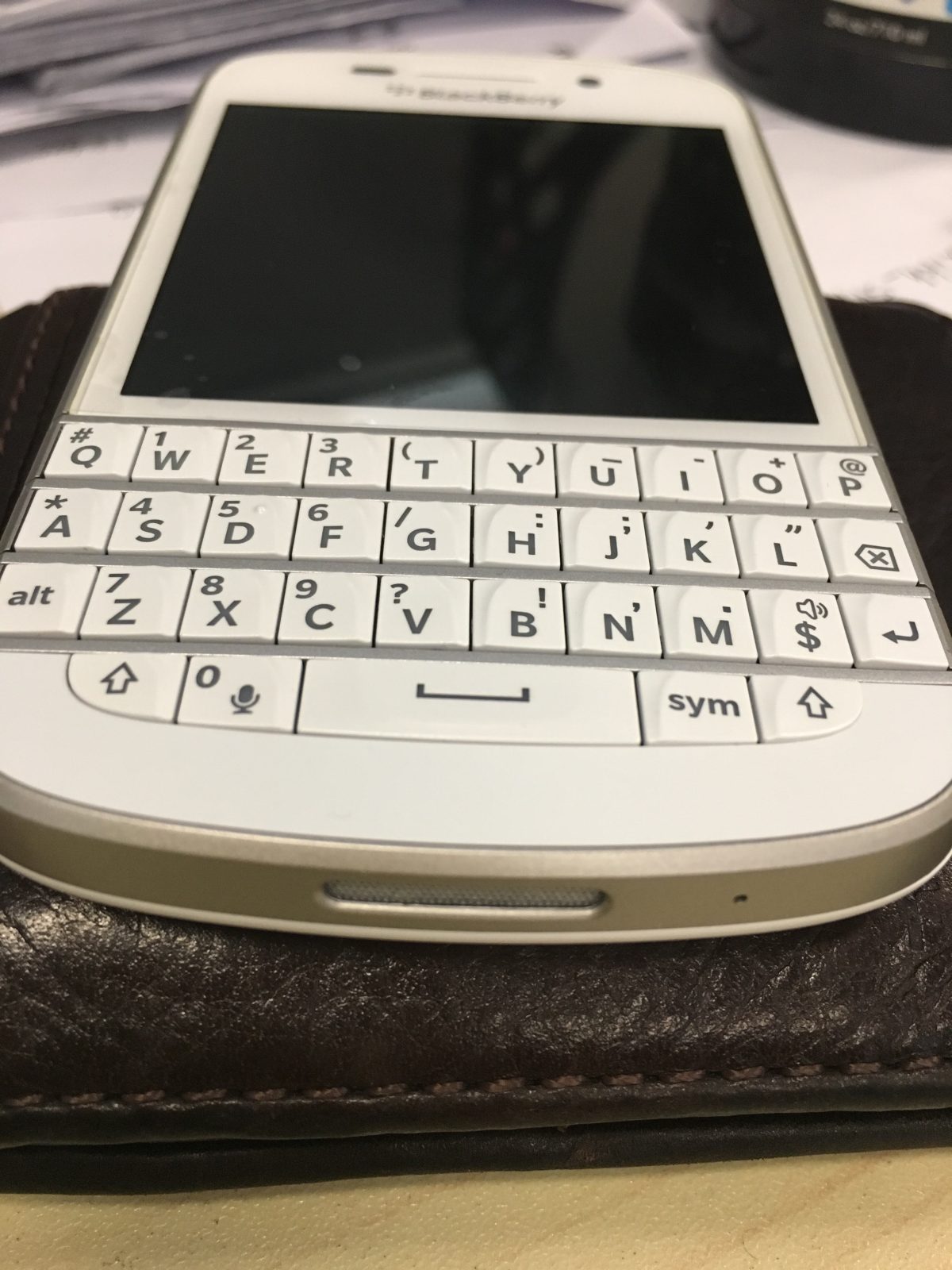 黑莓 BlackBerry Q10上白色 键盘